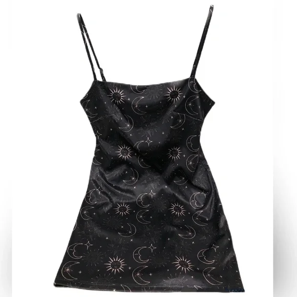 Urban Outfitters Ladies Black Celestial Sun Moon Stars Pullover Mini Dress S-p - Picture 2 of 16